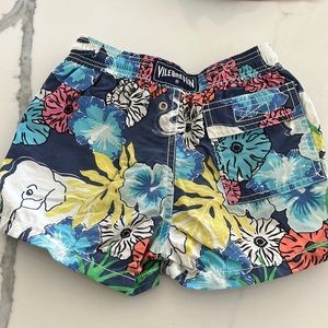 Gently worn boys floral velibriquin bathing suit size 4!